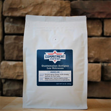 Load image into Gallery viewer, Guatemalan Antigua Los Volcanes